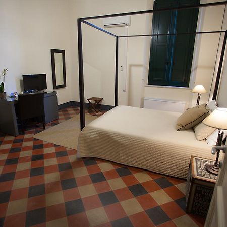 Le Stanze Del Capotreno Bed and Breakfast Bagheria Exteriör bild