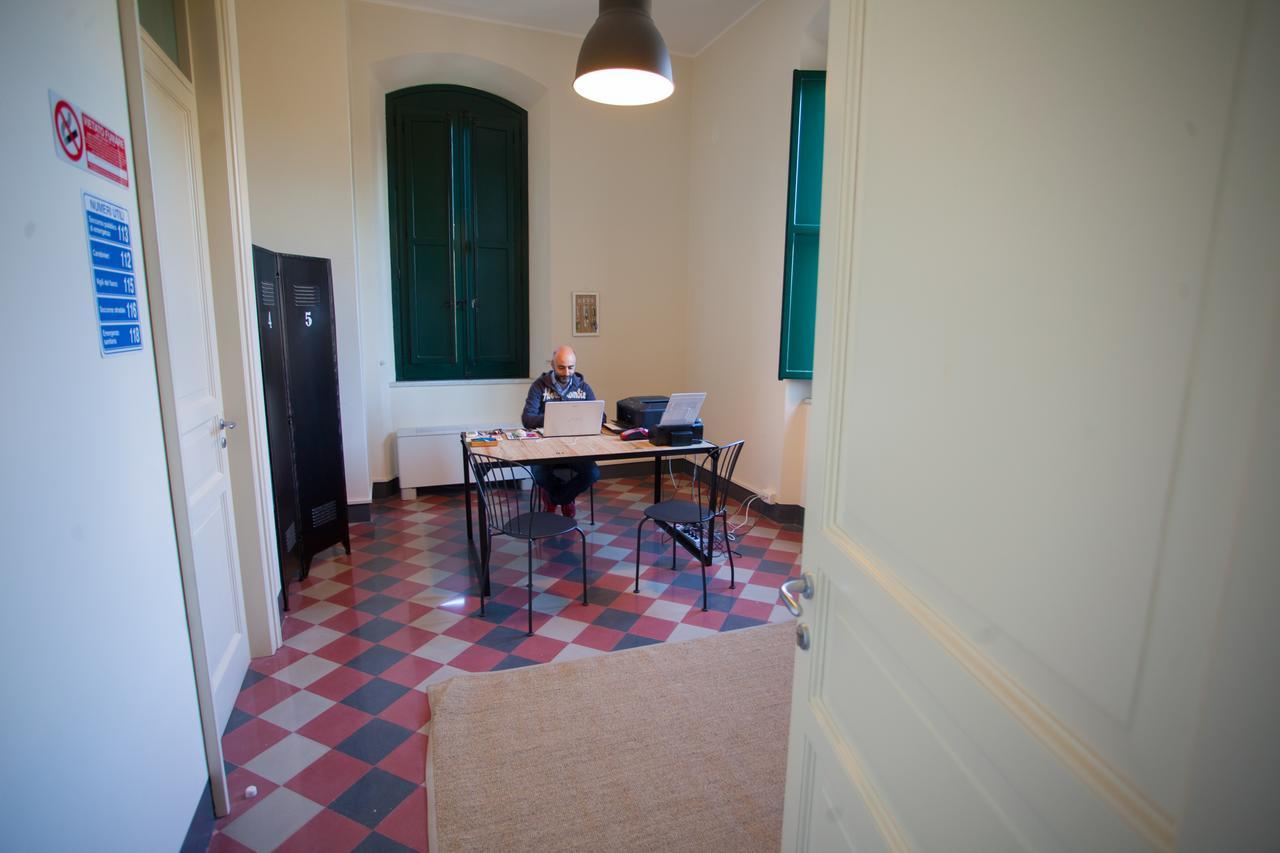 Le Stanze Del Capotreno Bed and Breakfast Bagheria Exteriör bild