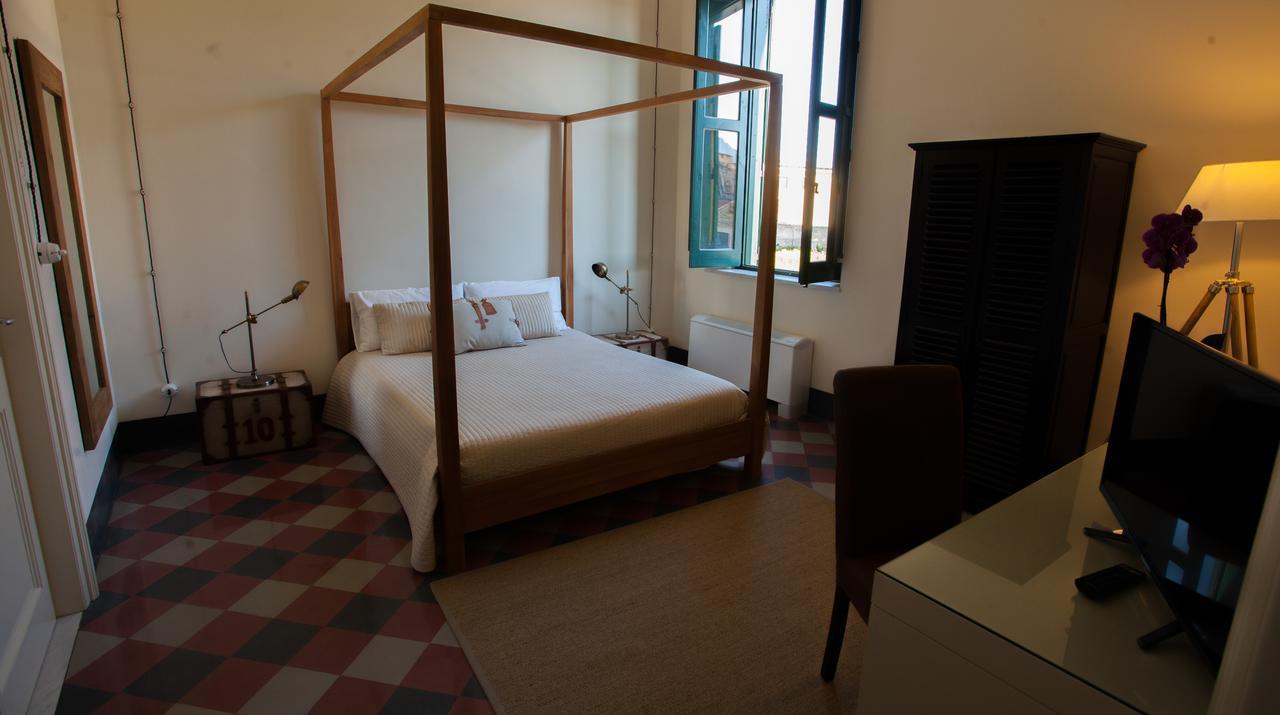 Le Stanze Del Capotreno Bed and Breakfast Bagheria Exteriör bild